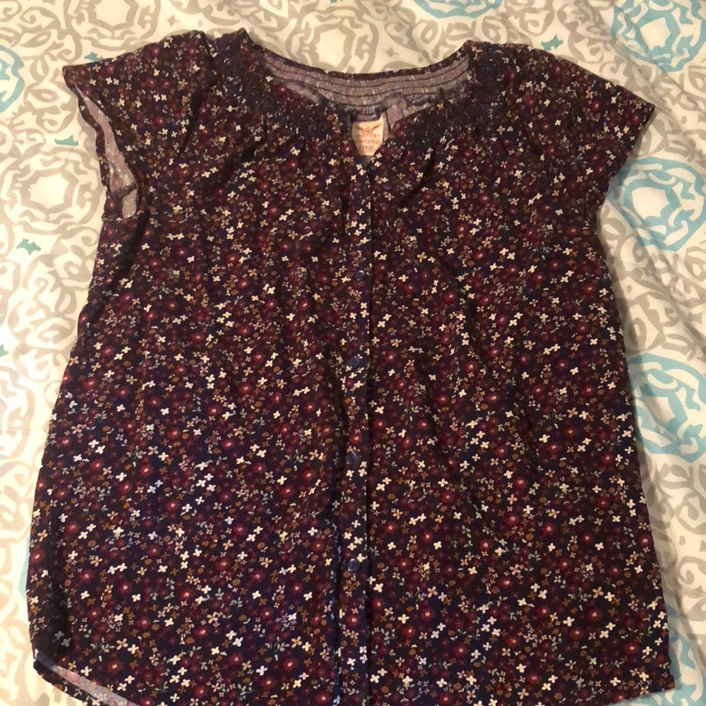Floral top